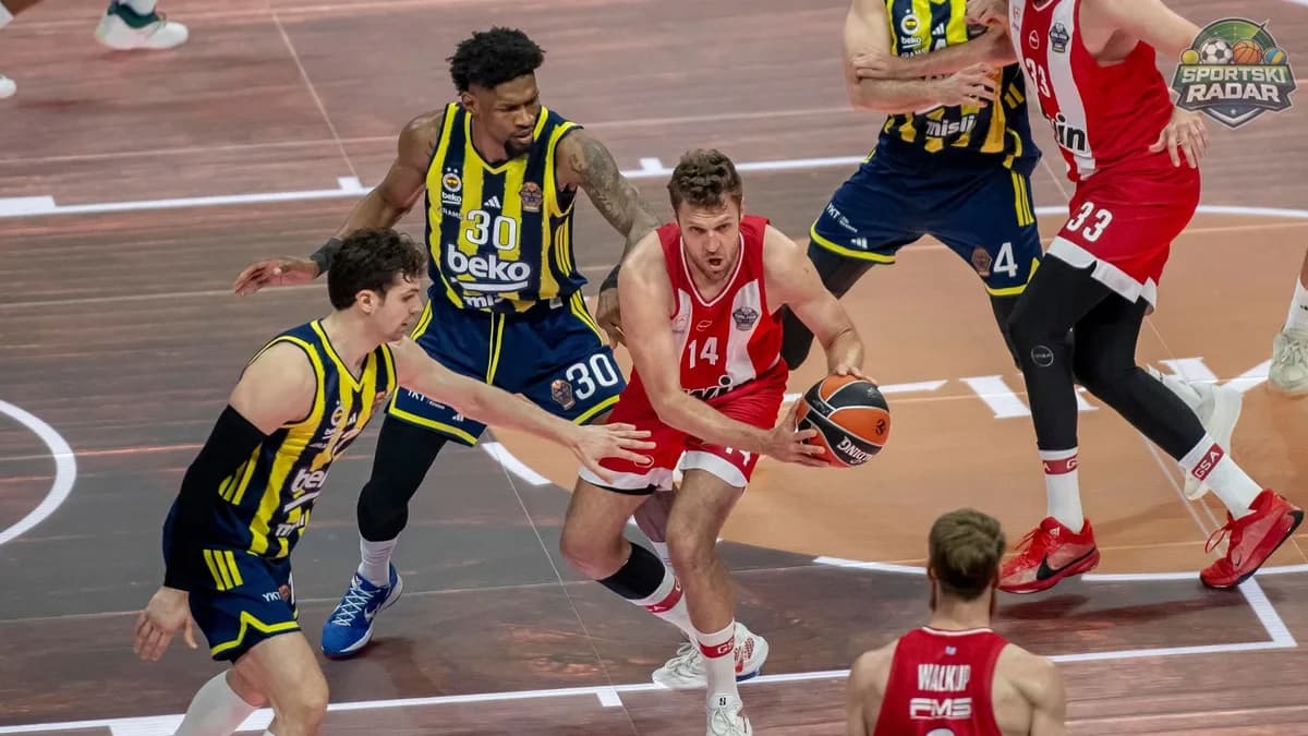 Olimpijakos pregazio Fener i prošao u finale Evrolige! OAKA gorila, Vezenkov dominirao