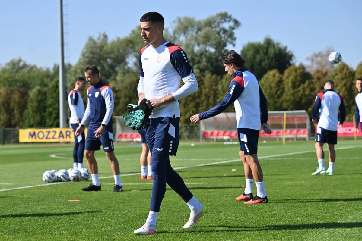 POSLEDNJI TRENING PRED ODLAZAK U NEMAČKU: Paunović pozvao još jednog mladog orlića pred gostovanje! — slika 7
