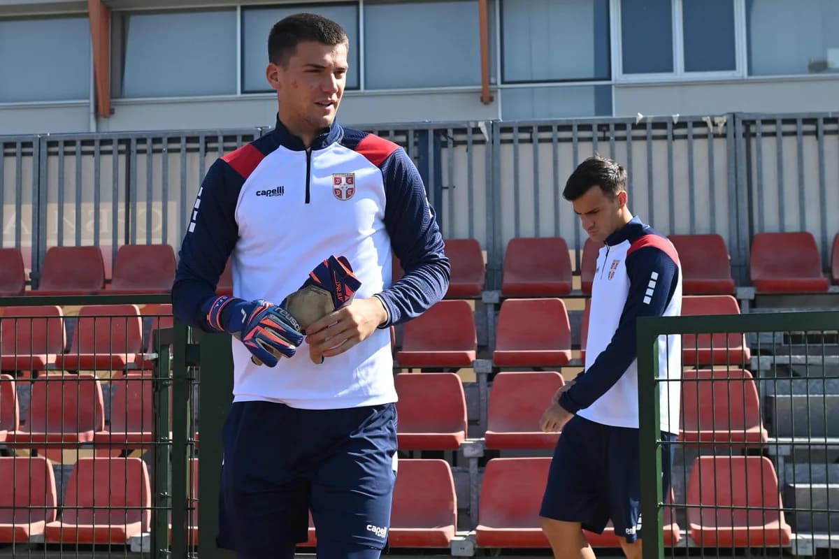 POSLEDNJI TRENING PRED ODLAZAK U NEMAČKU: Paunović pozvao još jednog mladog orlića pred gostovanje! — slika 17