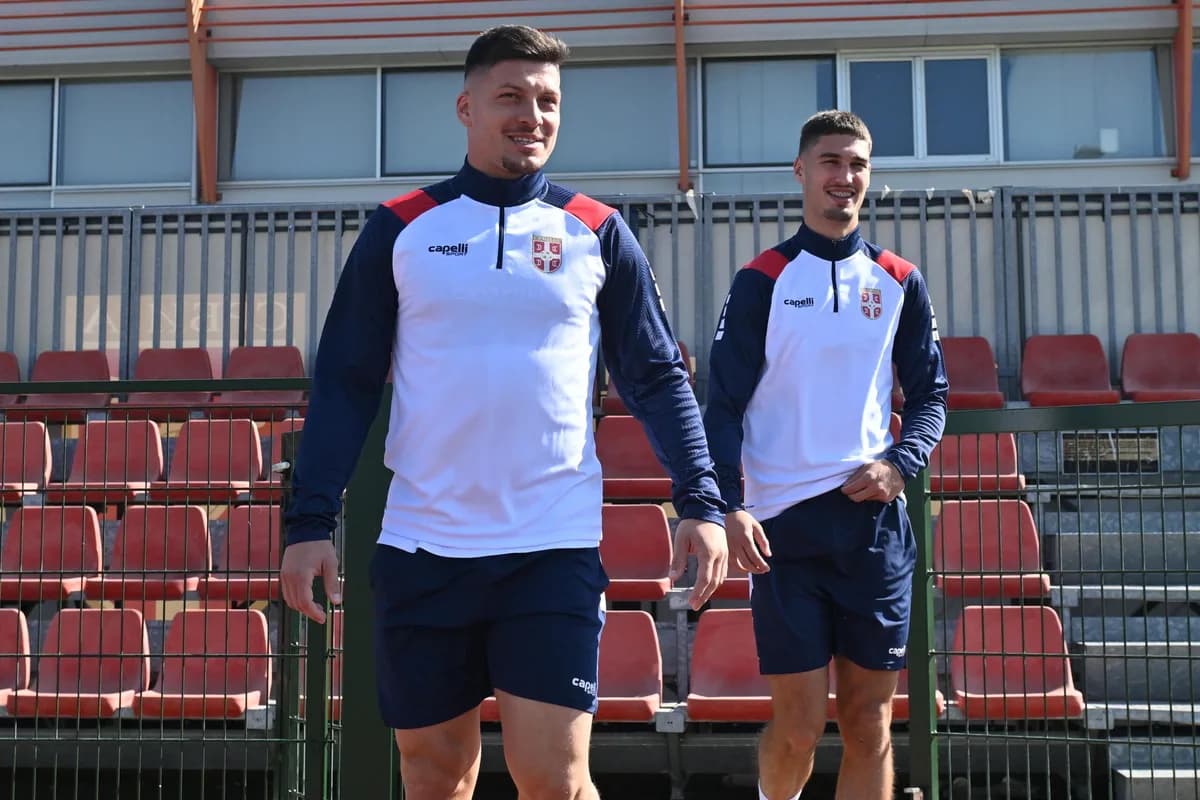 POSLEDNJI TRENING PRED ODLAZAK U NEMAČKU: Paunović pozvao još jednog mladog orlića pred gostovanje! — slika 21