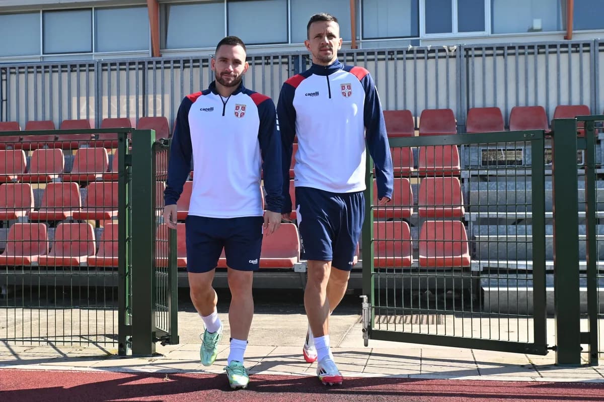 POSLEDNJI TRENING PRED ODLAZAK U NEMAČKU: Paunović pozvao još jednog mladog orlića pred gostovanje! — slika 24