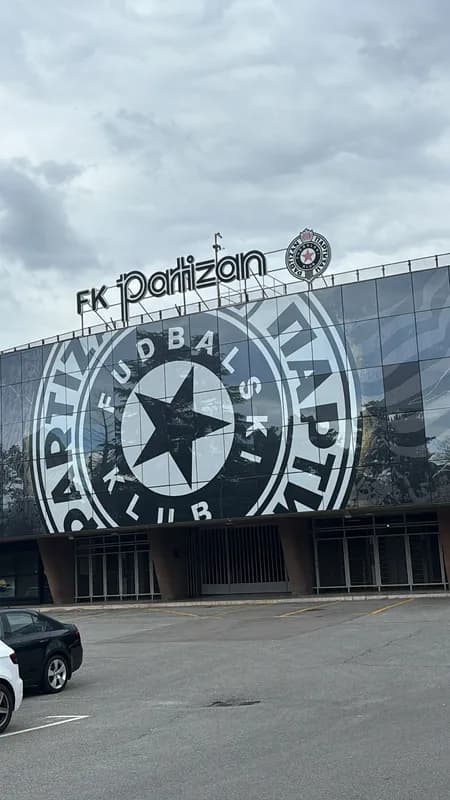 CRNO-BELI APELUJU NA NAVIJAČE: Puštene karte za Novi Pazar, evo kako i po kojim cenama do ulaznice za Humsku!