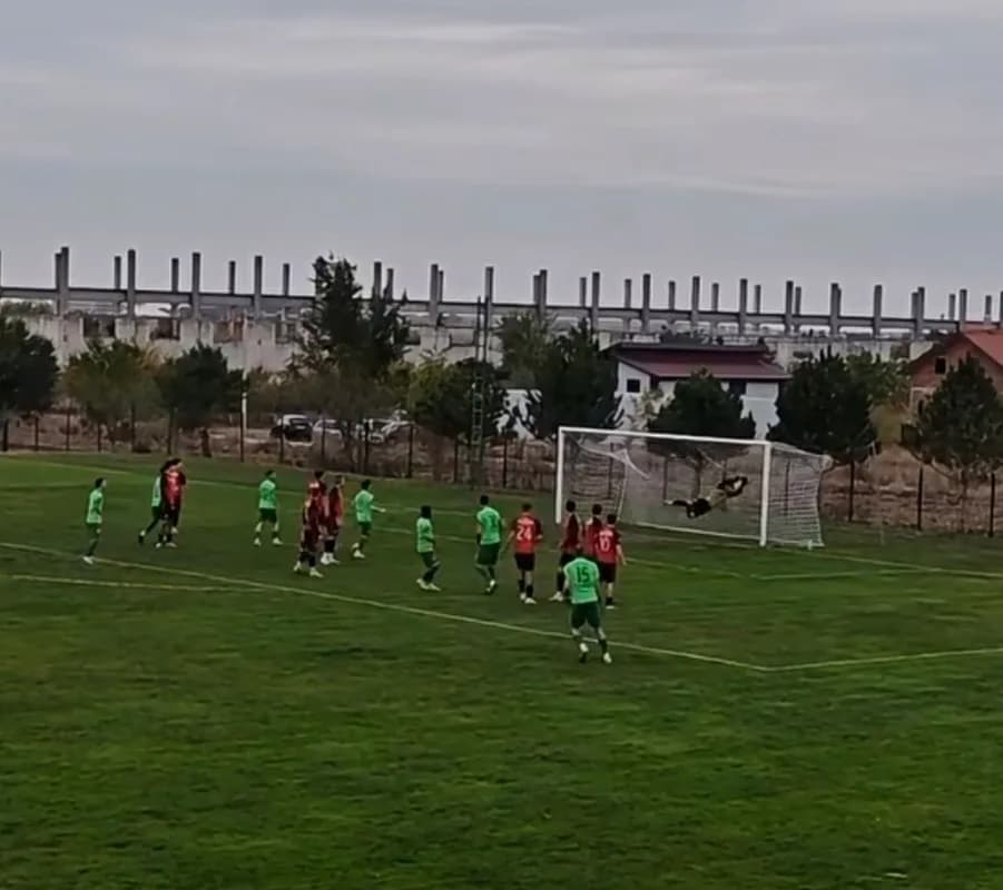 Jovičić sa dva gola srušio Borac: Omladinac slavio u Novim Banovcima i stigao do važnih bodova!
