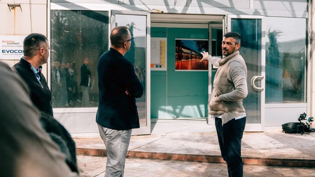ISTORIJSKI KORAK ZA BUDUĆNOST CRNO-BELIH: Rasim Ljajić i Danko Lazović obišli radove na novoj Partizanovoj akademiji, prva deca stižu već u martu! — slika 1