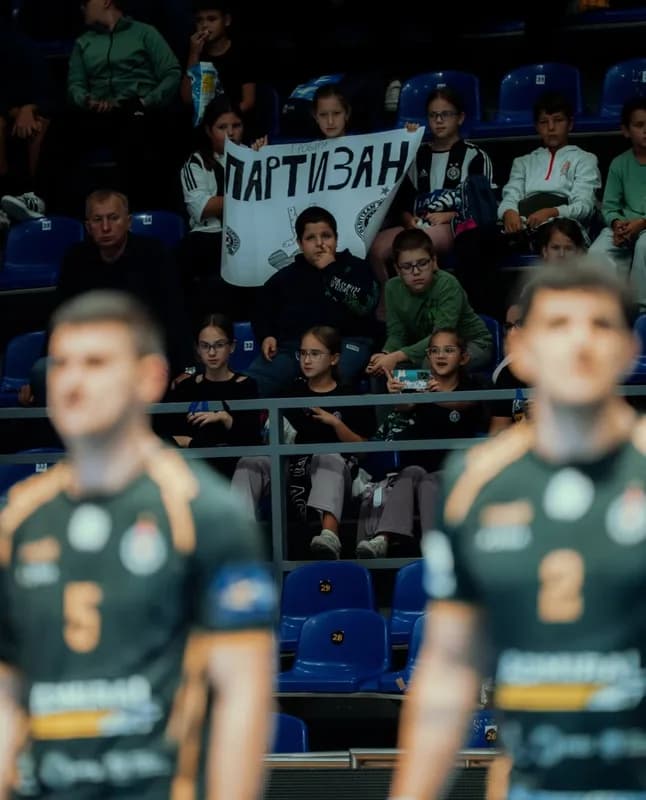 SENZACIJA POD REFLEKTORIMA PIONIRA: Lazar Anđelković u poslednjoj sekundi doneo Partizanu istorijski bod protiv moćnog Porta!