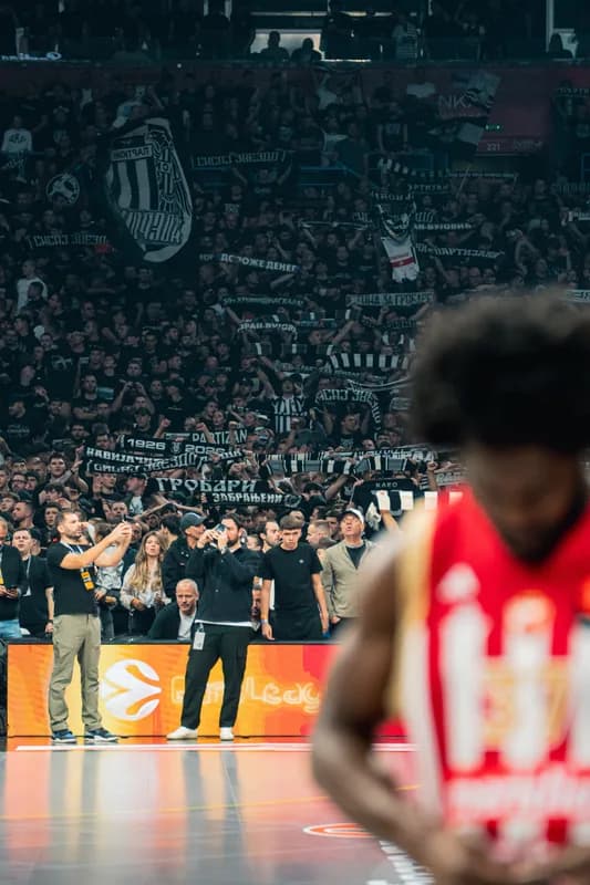 PARTIZAN POKAZAO KO JE GAZDA U GRADU: Vratio se Karlik, Pajola trojkom doneo crno-belima novu pobedu u derbiju! — slika 12